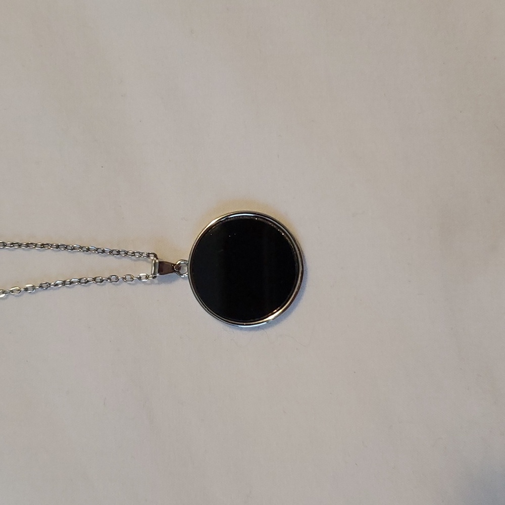 NECKLACE - Picture 4 of 5